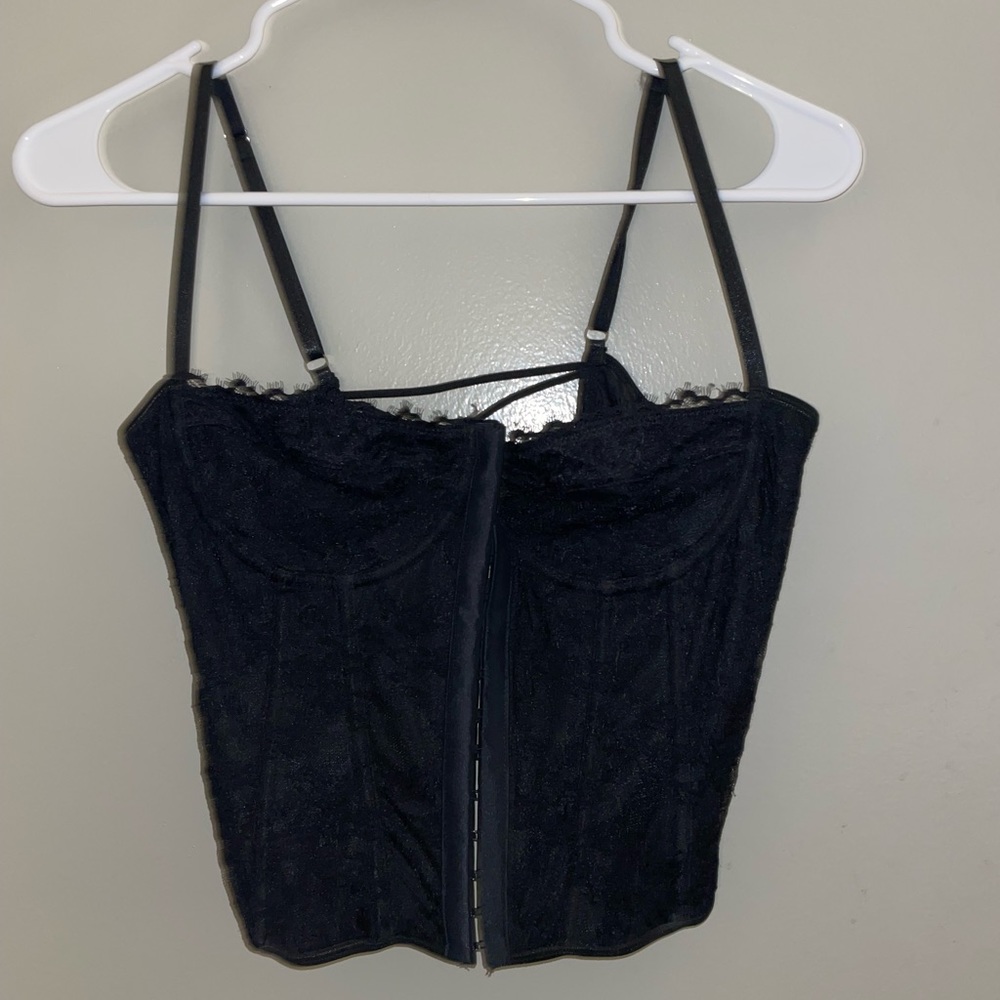 Urban Outfitters corset lookalike - Picture 3 of 5